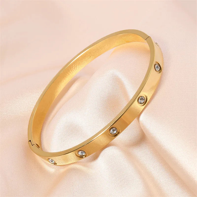 Simple Beautiful Lovers Cuff Bracelets For Woman Fashion Crystal Bangles Charm Jewelry Accessories Party Gifts