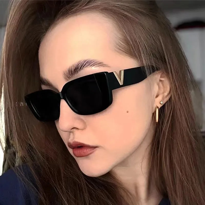 Sunglasses Luxury V Sun Glasses For Ladies Classic Rectangle Driving Eyewear UV400